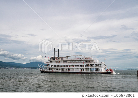 Sightseeing ship Michigan navigating Lake Biwa 106678801