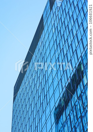 Modern office building. Architectural detail of modern building. Business concept of successful industrial architecture. 106681921