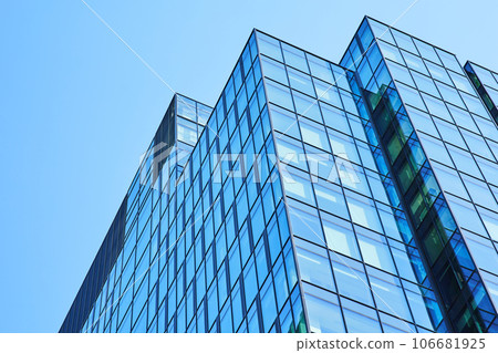 Modern office building. Architectural detail of modern building. Business concept of successful industrial architecture. Modern office building. Architectural detail of modern building. Business concept of successful industrial architecture. 106681925