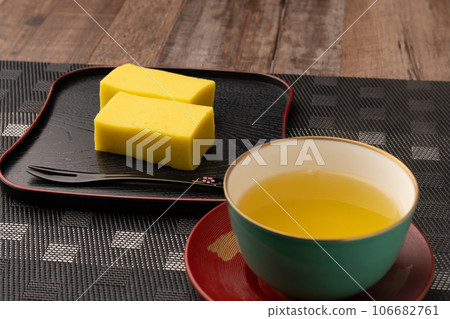 Sweet potato yokan tea 106682761