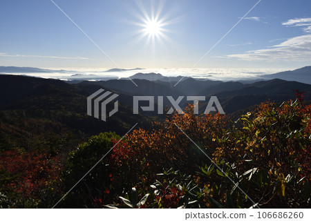 Climbing from Mt. Taishaku to Mt. Tashiro, Fukushima Prefecture 106686260