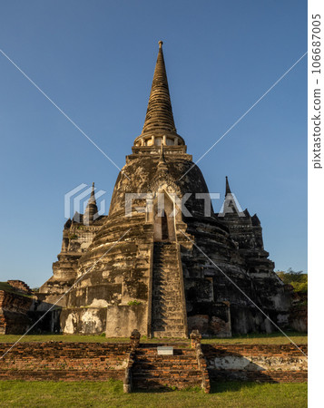 A pagoda bathed in the morning sun, Thailand A pagoda bathed in the morning sun, Thailand 106687005
