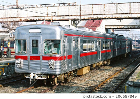 Nagano Electric Railway 3500 series parked in Suzaka Nagano Electric Railway 3500 series parked in Suzaka 106687849