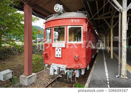 車型750、車號755、舊名鐵谷組站(岐阜縣揖斐川町) 車型750、車號755、舊名鐵谷組站(岐阜縣揖斐川町) 106689387