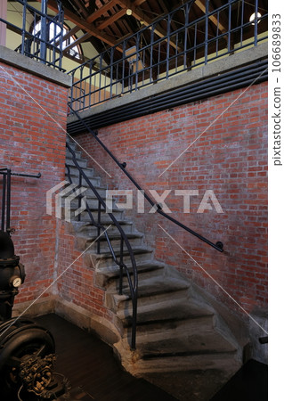 高松市水道博物館在藍天的映襯下熠熠生輝 高松市水道博物館在藍天的映襯下熠熠生輝 106689833