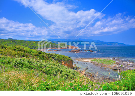 靜岡縣下田市,從燈塔周圍的步道眺望伊豆半島、南伊豆、妻木崎的池之團海灘 (1) 靜岡縣下田市,從燈塔周圍的步道眺望伊豆半島、南伊豆、妻木崎的池之團海灘 (1) 106691039