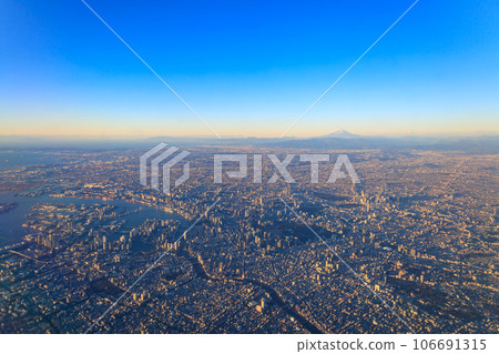 Tokyo_ Spectacular views of the metropolis and Mt. Fuji bathed in the morning glow Tokyo_ Spectacular views of the metropolis and Mt. Fuji bathed in the morning glow 106691315