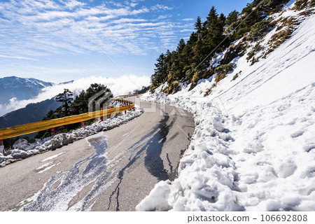The snow covered forests and roads in Hehuanshan National Forest Recreation Area of Nantou, Taiwan. Located in Taroko National Park. The snow covered forests and roads in Hehuanshan National Forest Recreation Area of Nantou, Taiwan. Located in Taroko National Park. 106692808