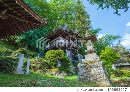 [Kitamukai Kannon] Hot Spring Yakushi Ruriden [Bessho Onsen] 106693227
