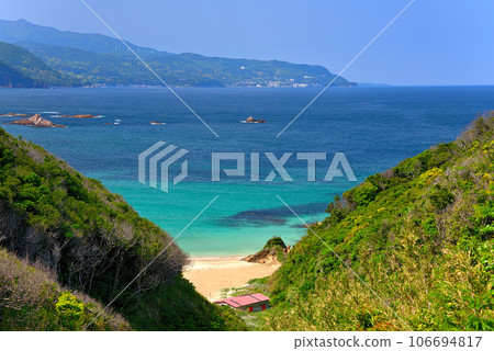Izu Peninsula, Minami Izu, Tsumekizaki, Kujuhama Beach, a beautiful white sand beach with a sense of privacy, Shimoda City, Shizuoka Prefecture (6) 106694817