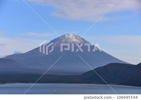 來自本栖湖的富士山 106695544