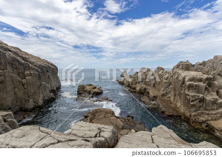 The Japan Sea from Tojinbo Cliffs, Japan. 106695853