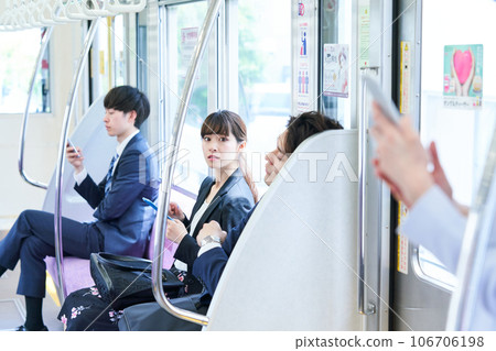 Men and women shooting cooperation "Keioh Electric Railway Co., Ltd." 106706198