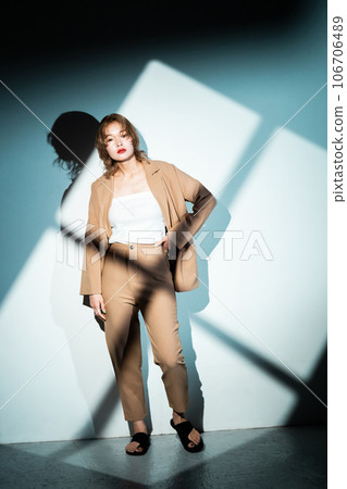 女生 女孩 女性 106706489