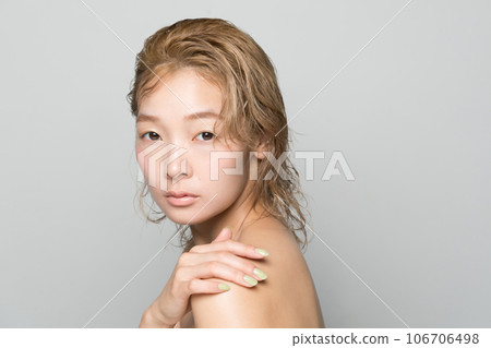 female, lady, woman 106706498