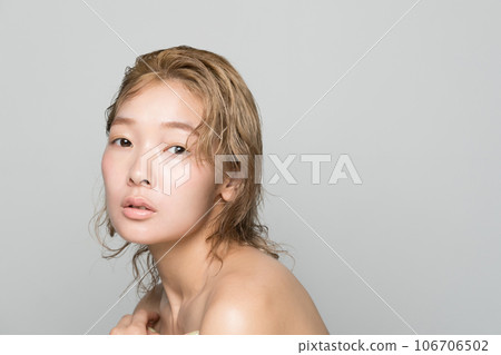 female, lady, woman 106706502