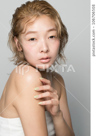 female, lady, woman 106706508