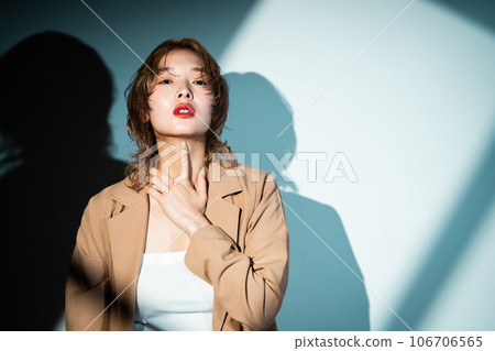 businesswoman, female, lady 106706565