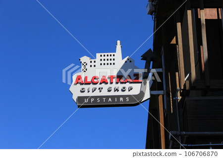 The most beautiful city in the world! Recommended sightseeing spots in San Francisco: Golden Gate Bridge, Alcatraz, Pier The most beautiful city in the world! Recommended sightseeing spots in San Francisco: Golden Gate Bridge, Alcatraz, Pier 106706870