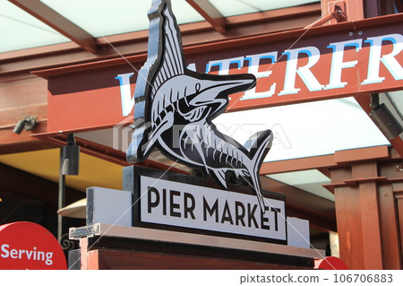 The most beautiful city in the world! Recommended sightseeing spots in San Francisco: Golden Gate Bridge, Alcatraz, Pier 106706883