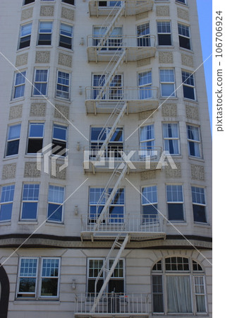 The most beautiful city in the world! Recommended sightseeing spots in San Francisco: Golden Gate Bridge, Alcatraz, Pier 106706924