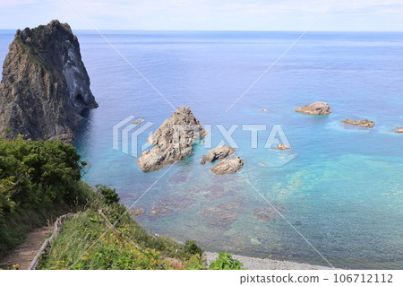 Hokkaido, Shakotan Peninsula drive, trekking along the scenic way through the Shakotan blue sea with the refreshing August breeze Hokkaido, Shakotan Peninsula drive, trekking along the scenic way through the Shakotan blue sea with the refreshing August breeze 106712112