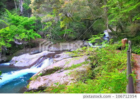 Izu Peninsula, Nakaizu, Kawazu Nanataki Falls, the clear stream of the Kawazu River seen from the rest area beyond Shokei Falls, Kawazu Town, Shizuoka Prefecture (1) 106712354