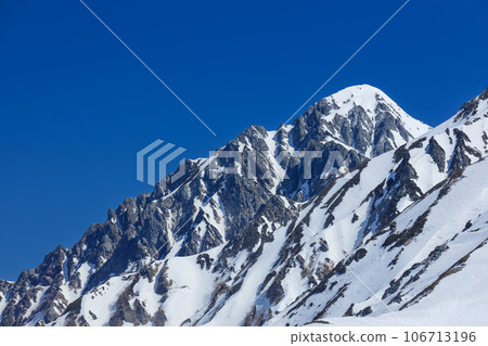早春的富山_立山室堂 106713196