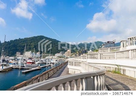 Morning scenery of Atami: yacht harbor and sky deck Morning scenery of Atami: yacht harbor and sky deck 106714674