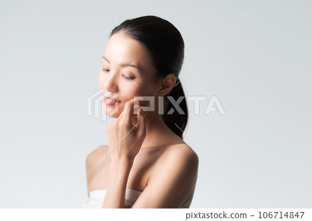 Beauty for women in their 20s 106714847