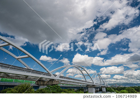 淀川的大阪單軌電車橋 106714989