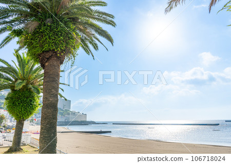 靜岡縣熱海市熱海的度假勝地熱海陽光海灘 靜岡縣熱海市熱海的度假勝地熱海陽光海灘 106718024