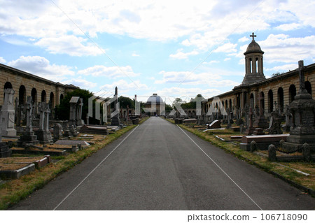 Brompton Cemetery in London 106718090