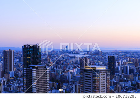 Evening view of Umeda, Kita Ward, Osaka City Evening view of Umeda, Kita Ward, Osaka City 106718295