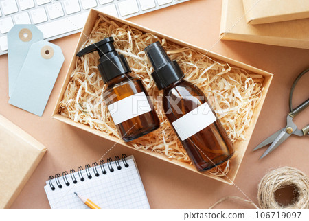 Beauty Subscription Box. Beauty Subscription box. 106719097