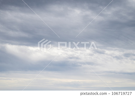 多雲的天空 秋天的天空圖像 [千葉縣] 106719727