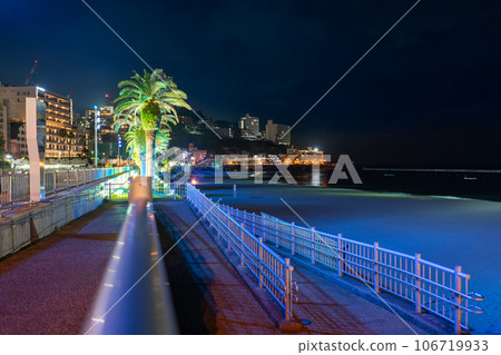 靜岡縣熱海市熱海度假區熱海陽光海灘夜景 靜岡縣熱海市熱海度假區熱海陽光海灘夜景 106719933