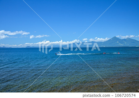 Lake Inawashiro and Mt. Bandai Lake Inawashiro and Mt. Bandai 106720574