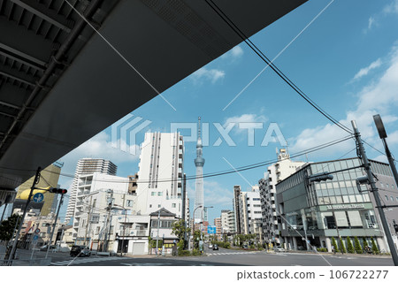 從市中心可見東京晴空塔 從市中心可見東京晴空塔 106722277