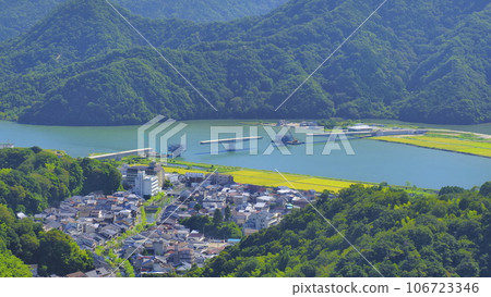 從城崎溫泉纜車山頂站3樓頂眺望的景色 從城崎溫泉纜車山頂站3樓頂眺望的景色 106723346
