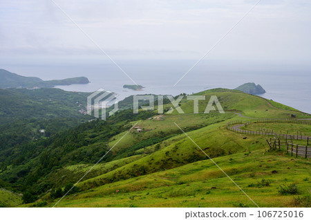 View from Mt. Akahage, Oki, Shimane Prefecture View from Mt. Akahage, Oki, Shimane Prefecture 106725016