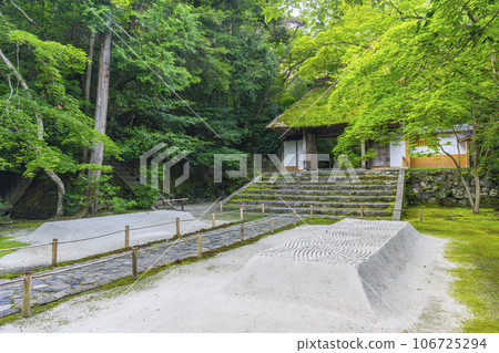 法念院、茅草山門和白色沙丘“白草壇”（京都鐵學之道附近） 106725294