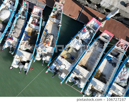 Fishing port 106727287