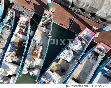 Fishing port 106727288