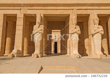 Entrance to Mortuary Temple of Hatshepsut. 106732230