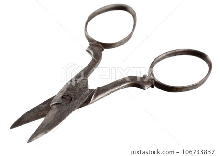 Vintage embroidery scissors isolated on white 106733837