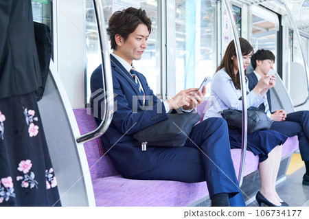 Men and women shooting cooperation "Keioh Electric Railway Co., Ltd." Men and women shooting cooperation "Keioh Electric Railway Co., Ltd." 106734177