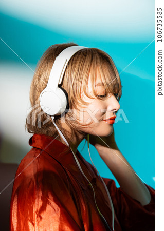 音樂 耳機 女生 106735585