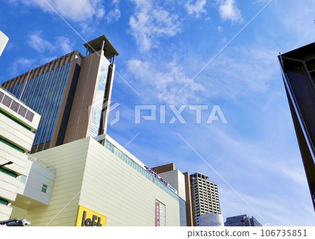 神戶三宮,神戶市中央區阪急百貨店新大樓對面的神戶國際會議中心大樓 神戶三宮,神戶市中央區阪急百貨店新大樓對面的神戶國際會議中心大樓 106735851