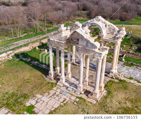 Tetrapylon Gate in Aphrodisias Tetrapylon Gate in Aphrodisias 106736155